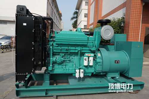 為什么企業(yè)優(yōu)先選擇康明斯柴油發(fā)電機(jī)組品牌？